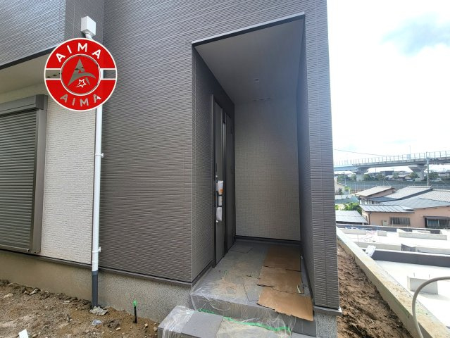 福岡市南区屋形原2丁目第1-4棟（3号棟）の玄関|おでかけの時も帰った時も、「我が家」を最初に感じでもらえる素敵な空間に。