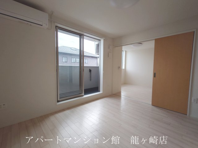 202の居間・リビング