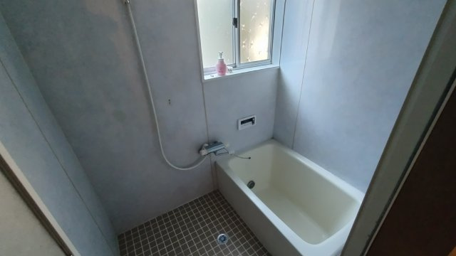 ６１９９６　羽島市竹鼻町蜂尻中古戸建ての浴室