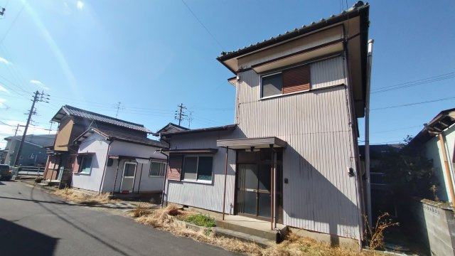 ６１９９６　羽島市竹鼻町蜂尻中古戸建ての外観