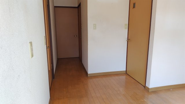 ６１９９６　羽島市竹鼻町蜂尻中古戸建ての玄関