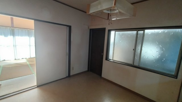 ６１９９６　羽島市竹鼻町蜂尻中古戸建てのキッチン