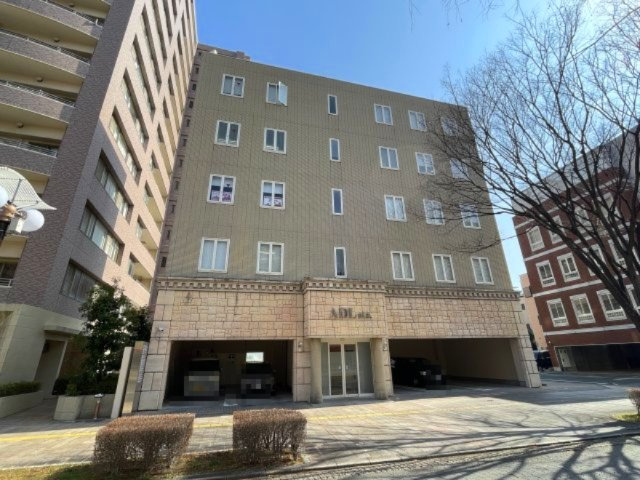 ＡＤＬビルの外観