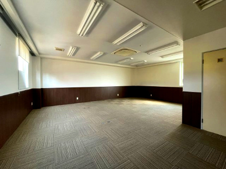 ＡＤＬビルの内装