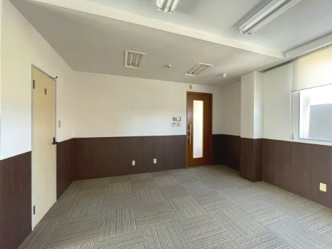 ＡＤＬビルの内装