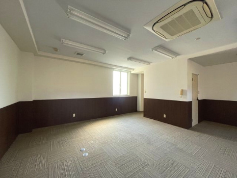 ＡＤＬビルの内装