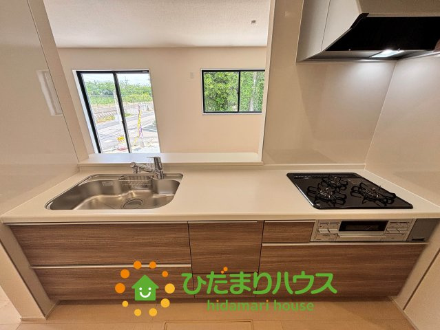 鷲宮駅Ⅲ　新築一戸建て　02　リーブルファインのキッチン