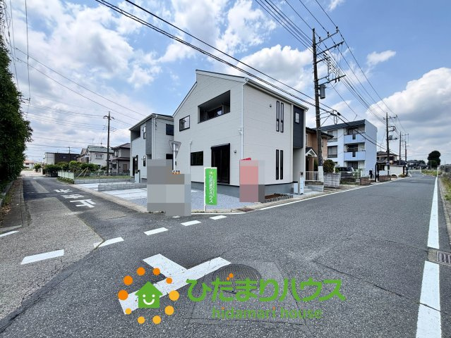 鷲宮駅Ⅲ　新築一戸建て　02　リーブルファインの前面道路含む現地写真