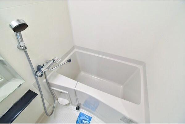 アドバンス名古屋モクシーの浴室