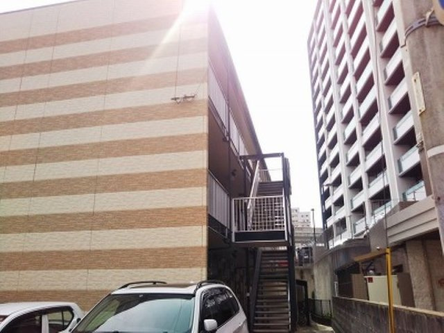 レオパレスＪＲサカイの外観|建物外観を気になさる方へ、見た目の良い物件です