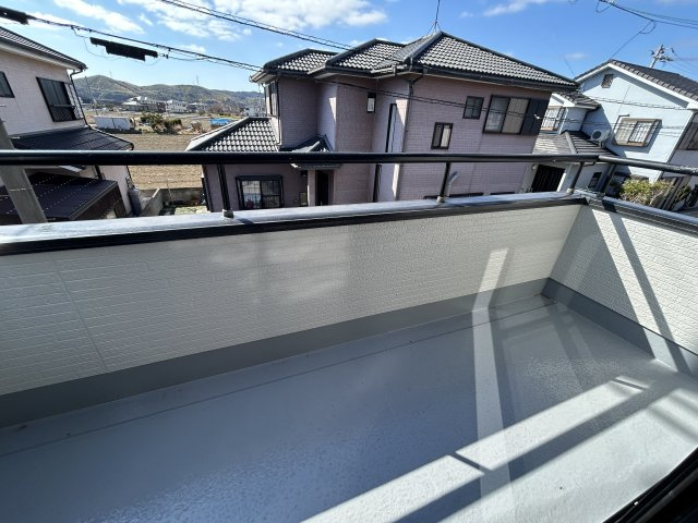 小松島市金磯町中古戸建のバルコニー