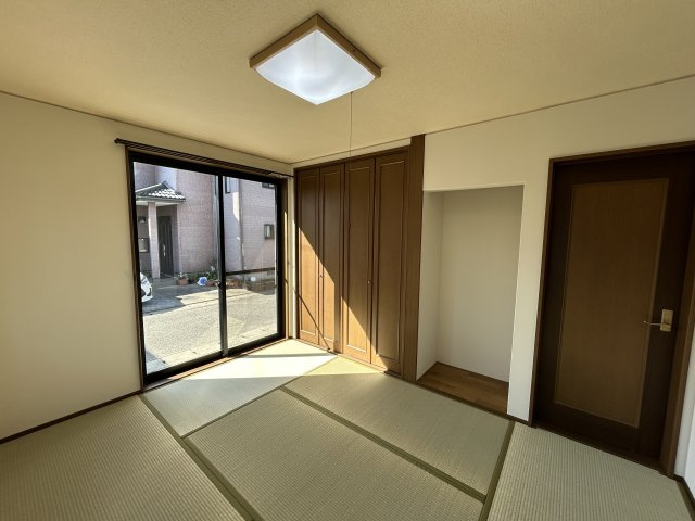 小松島市金磯町中古戸建の和室