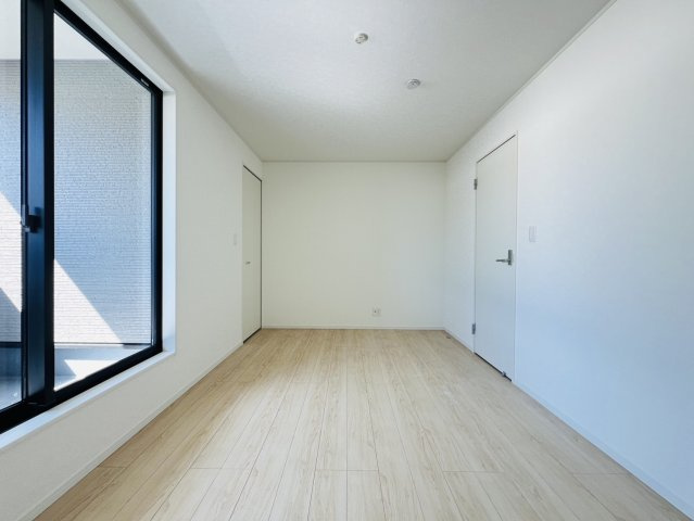 高浜市向山町5丁目8-38『仲介手数料無料』新築一戸建て・建売の洋室