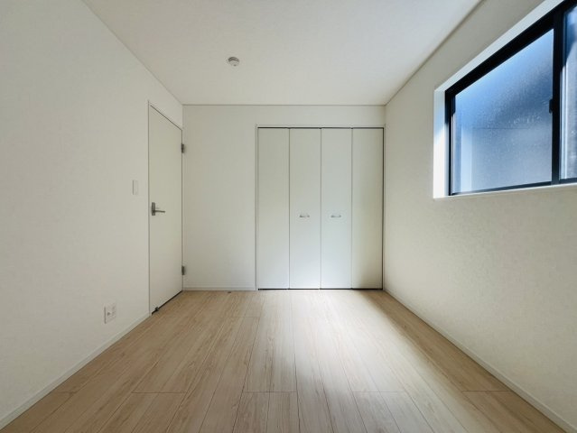 高浜市向山町5丁目8-38『仲介手数料無料』新築一戸建て・建売の洋室