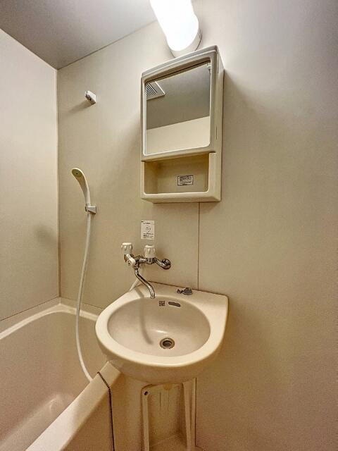 Ｒｉｔｚ　Ｃｌａｉｒの洗面所