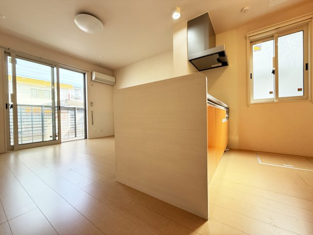 ホープBの居間・リビング