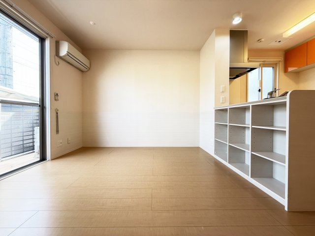 ホープBの居間・リビング