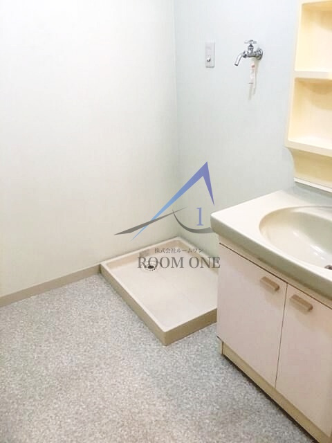 メゾンクレールの設備|洗濯機置き場です。