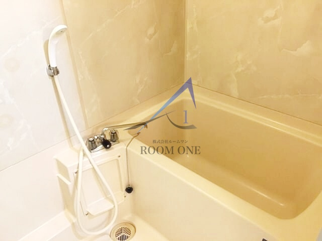 メゾンクレールの浴室|お風呂です。