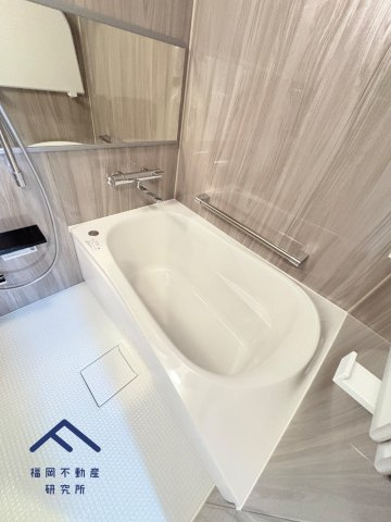JGMベリテュード箱崎公園セカンドステージの浴室