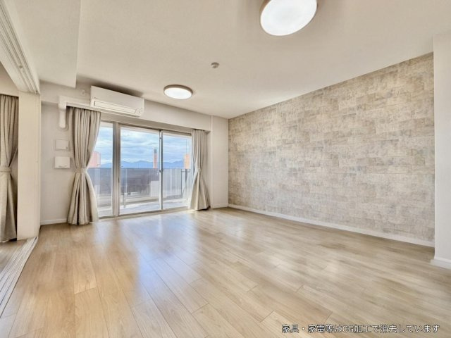 アルファステイツ松阪駅前の居間・リビング|リビングダイニング
※一部既存家具はAIで削除しております。