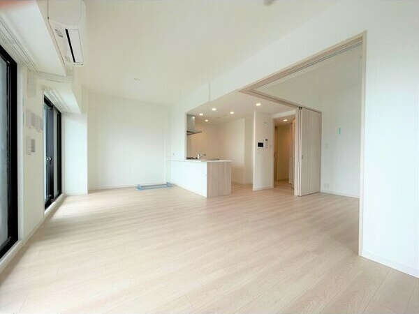 S-RESIDENCE六番町の居間・リビング