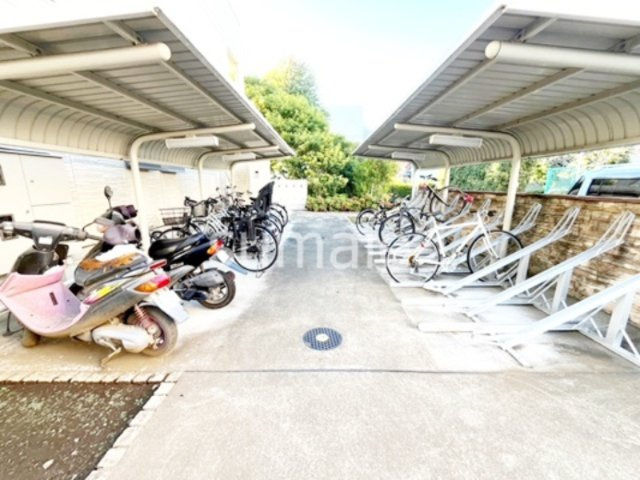 ロイヤルローズのその他共用部分|駐輪場！