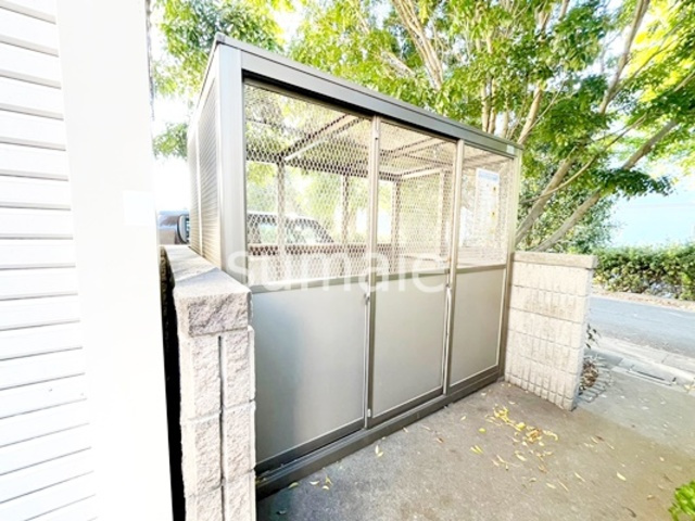 ロイヤルローズのその他共用部分|敷地内ゴミ置き場！