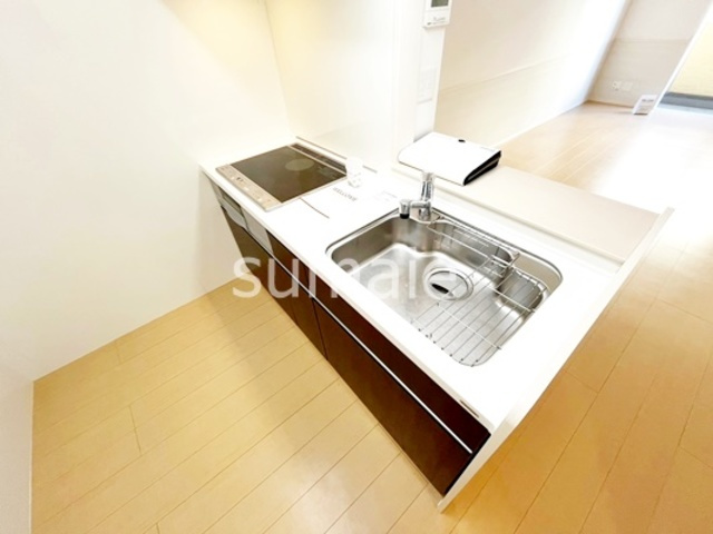 ロイヤルローズのキッチン|IHコンロのシステムキッチン！