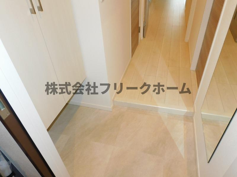 武蔵野市境１丁目の賃貸マンションの玄関