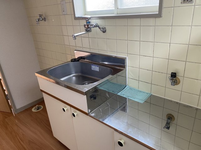 国分ハイツＡ棟・Ｂ棟のキッチン|同建物別部屋 現況優先