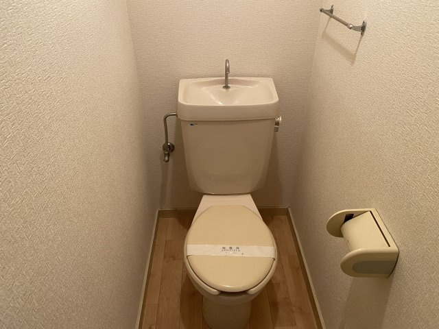 国分ハイツＡ棟・Ｂ棟のトイレ|同建物別部屋 現況優先