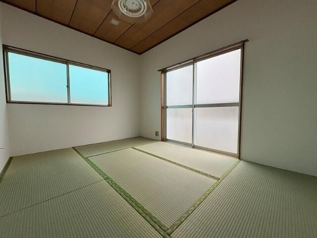 バディーハイツの居間・リビング