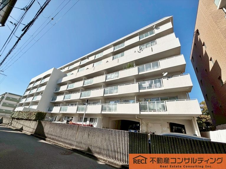 西宮ハウスの外観