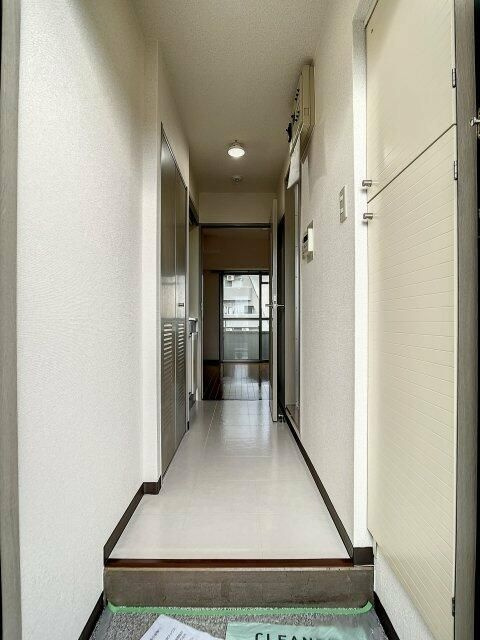 アドリーム千駄木の玄関