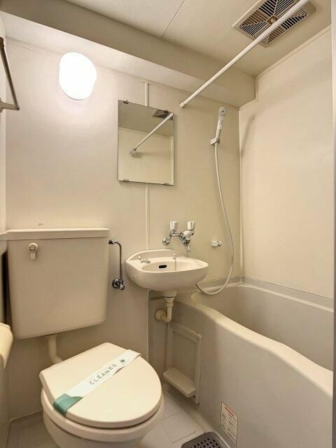 アドリーム千駄木の浴室