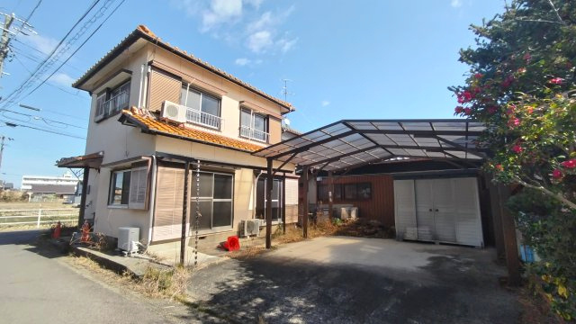 ６６４６３　羽島市上中町長間中古戸建て