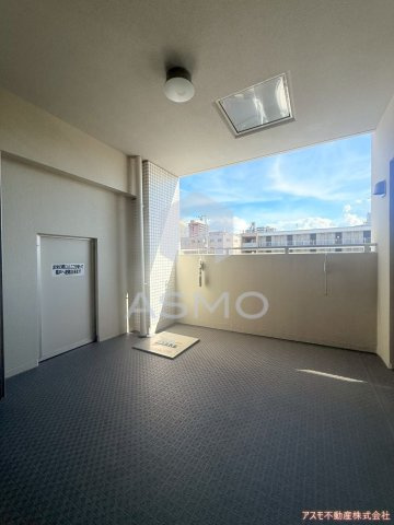 【バルコニー】 | 同マンション別部屋参考写真