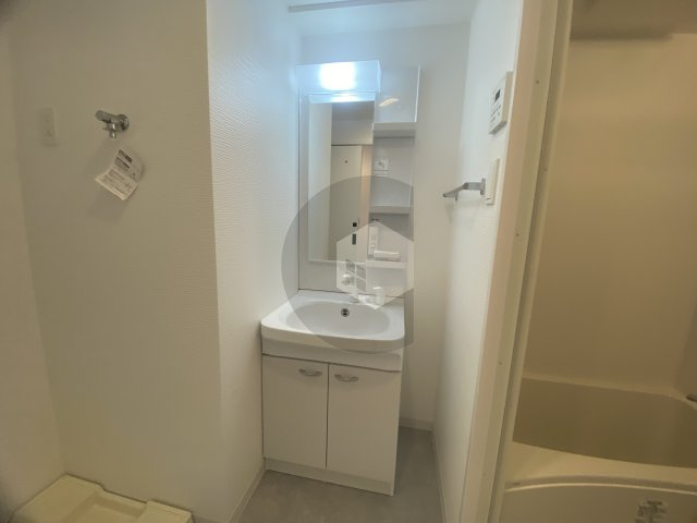 Siete布施駅前の独立洗面台