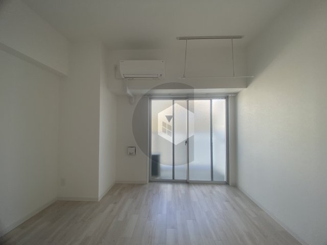 Siete布施駅前の内装