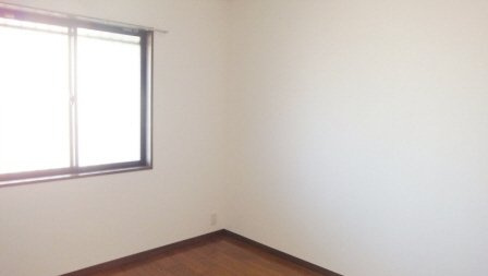 アソシエール西船橋の居間・リビング|洋室5.4帖