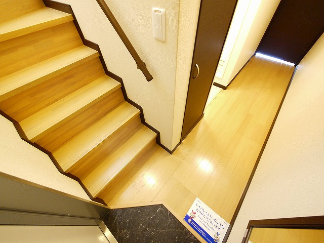 レオネクストサウスウェイヴの玄関|落ち着いた玄関です