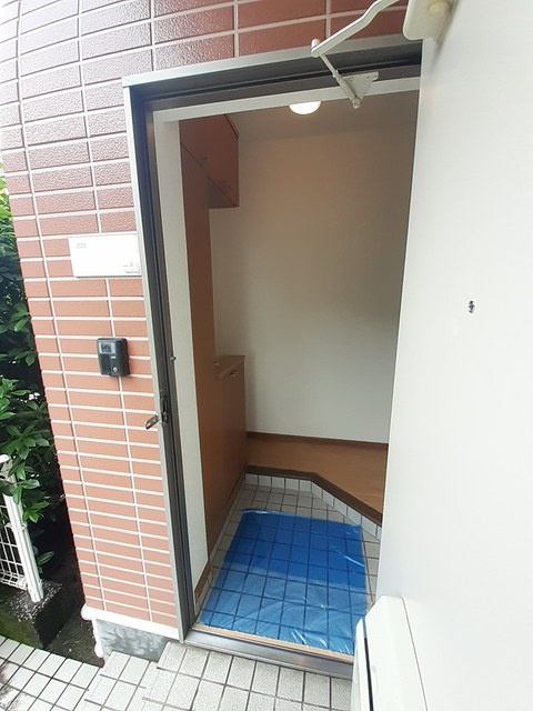 ヴィラシャルマンⅡの玄関|玄関