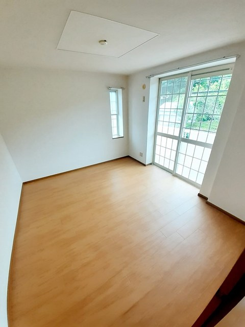 ヴィラシャルマンⅡの居間・リビング|居室・リビング