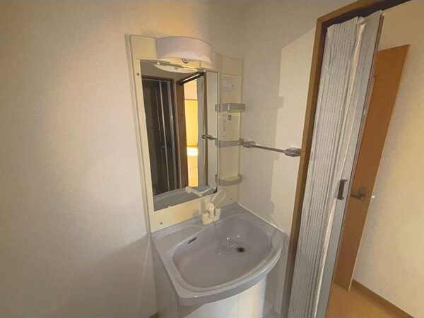 ルートカメリアの収納