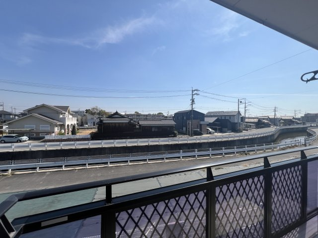 ルートカメリアの展望