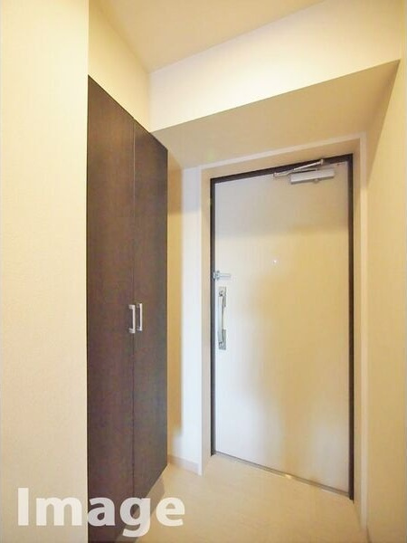 オルソパール伝馬の玄関