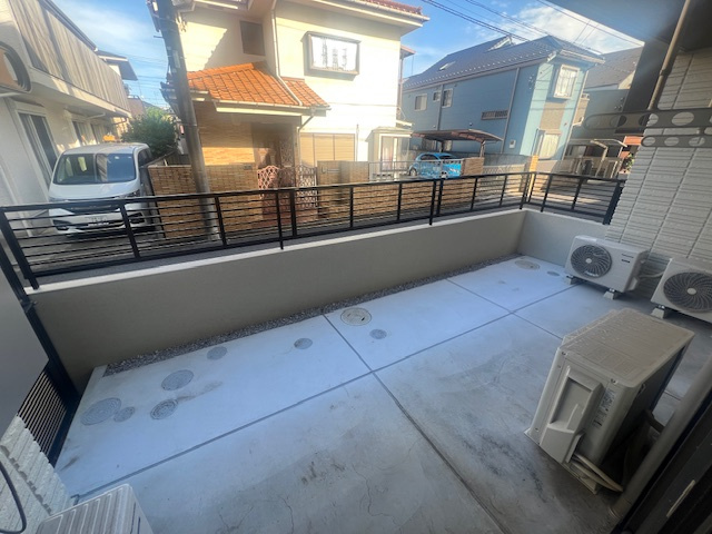 メゾン　メルヴェイユのバルコニー|別部屋の写真です