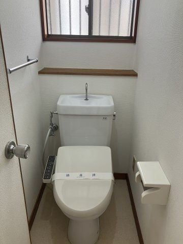 半田市瑞穂町戸建てのトイレ