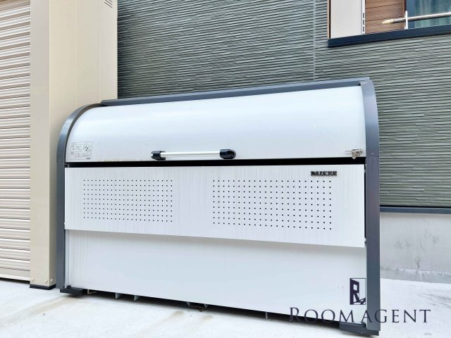 クリオス神宮前(クリオスジングウマエ)のエントランス